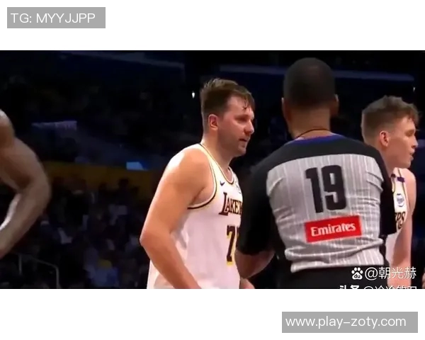 东契奇单节狂砍20分追平詹姆斯历史第六成就再创新高