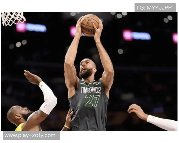 森林狼缺少华子与戈贝尔禁赛仍半场领先雄鹿31分兰德尔贡献24分